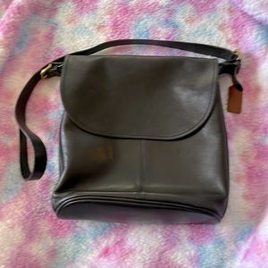 COACH vintage crossbody bucket bag